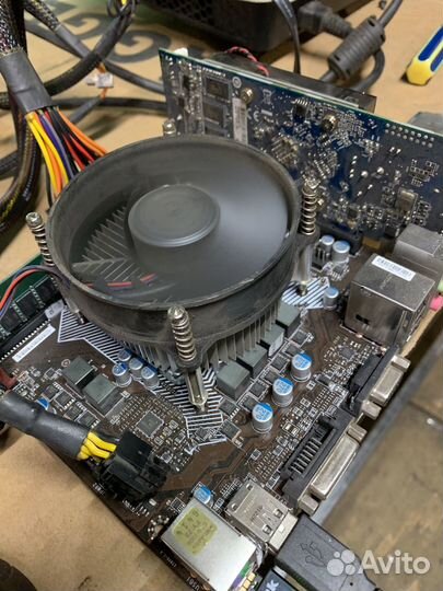 Материнская плата 1151с провессором i3-7350k