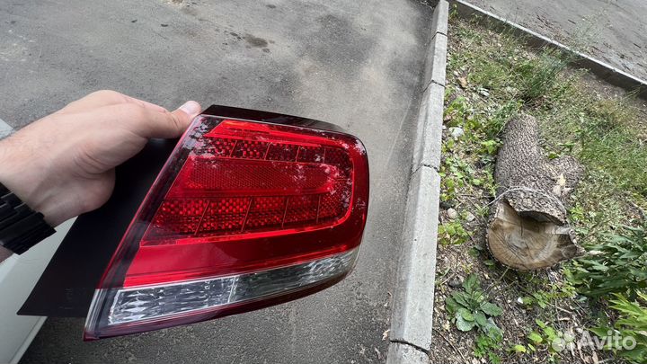 Фара задняя правая