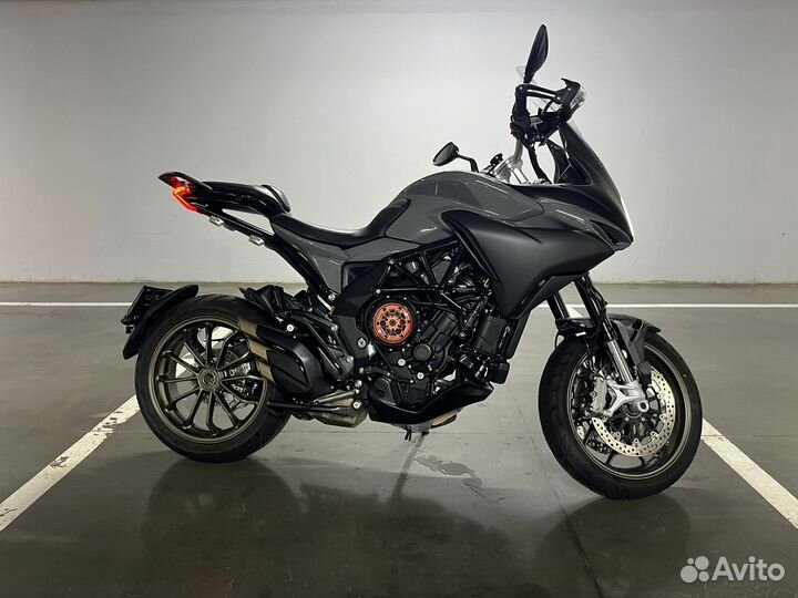 MV Agusta Turismo Veloce Lusso SCS