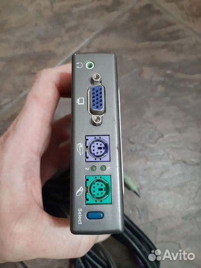 KVM переключатель D-Link KVM-121