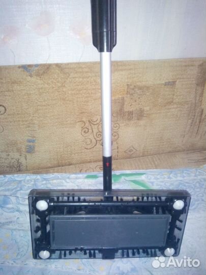 Пылесос элект. Swivel Sweeper-подарок Super