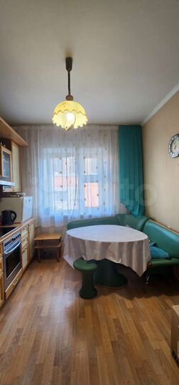 3-к. квартира, 70 м², 5/5 эт.