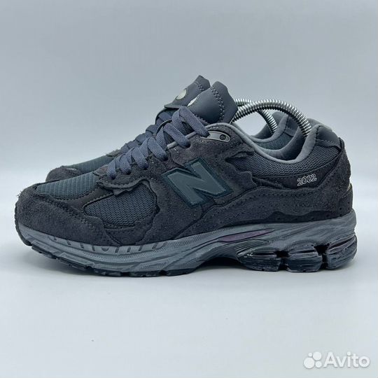 New Balance 2002R Black