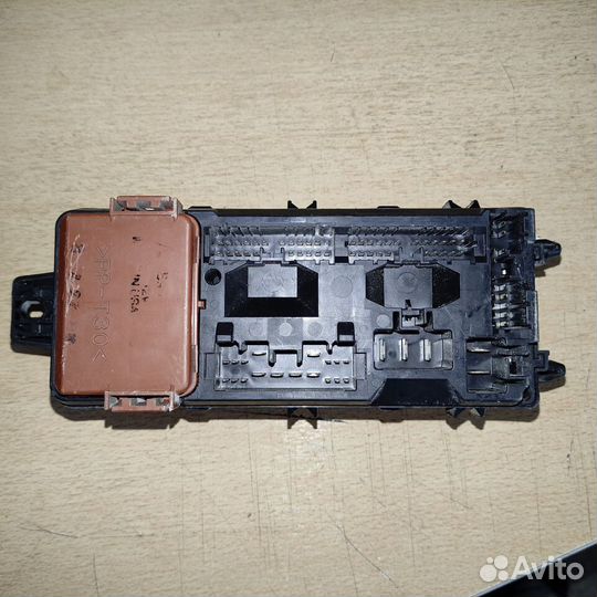 Блок предохранителей space star