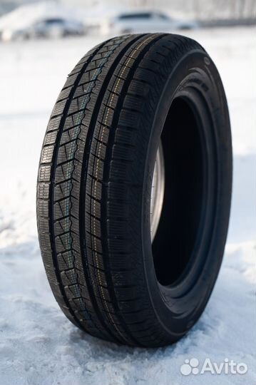 Zmax Icepioneer 868 275/45 R20 110H