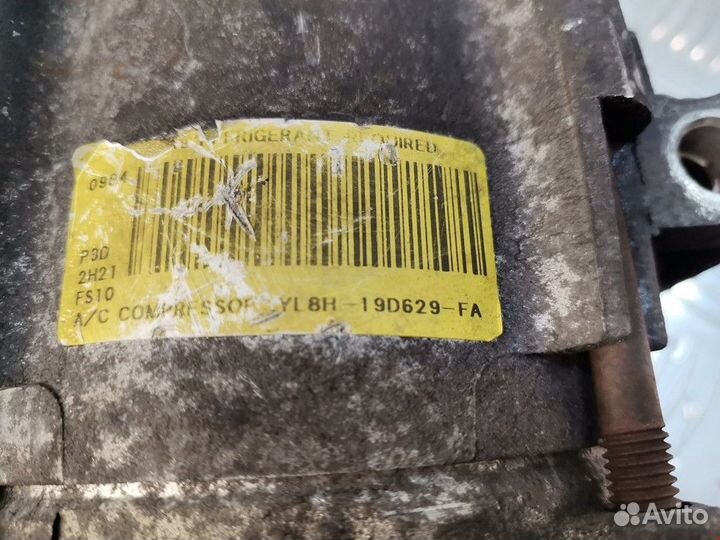 Компрессор кондиционера Mazda Tribute 2003