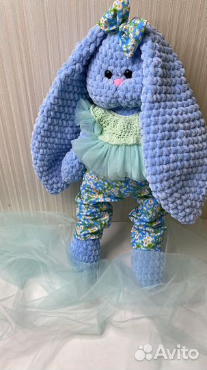 Вязанная зайка