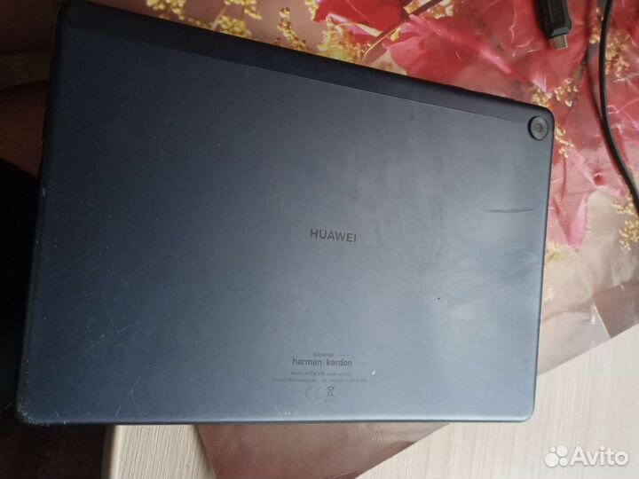 Планшет Huawei media pad t10s