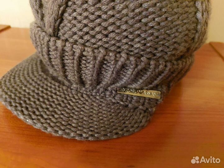 Шапка женская Emporio Armani, eisbar