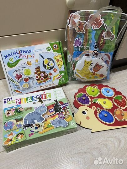 Развивающие игрушки пакетом