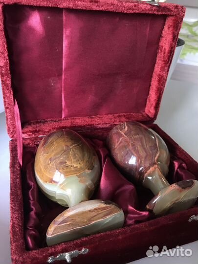 Бокалы из оникса