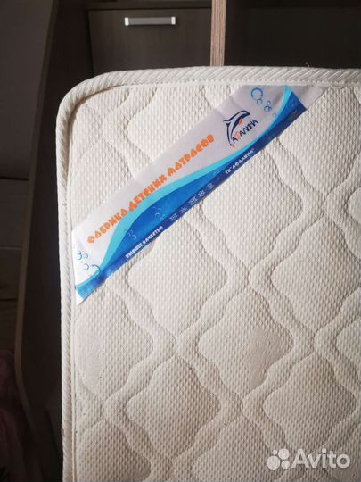 Детская кровать с матрасом