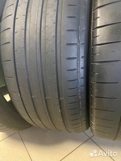 Pirelli P Zero 285/40 R22 и 325/35 R22 110Y