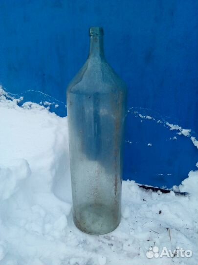 Старинная бутыль