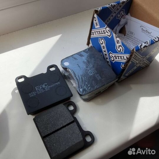 Колодки тормозные Задние Вольво 740 940