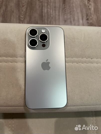 iPhone 15 Pro, 256 ГБ