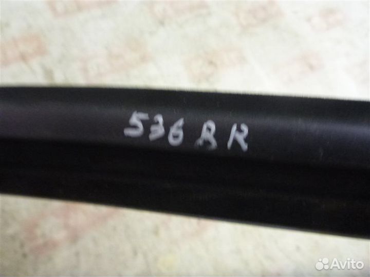 Уплотнительная резинка стекла задняя правая