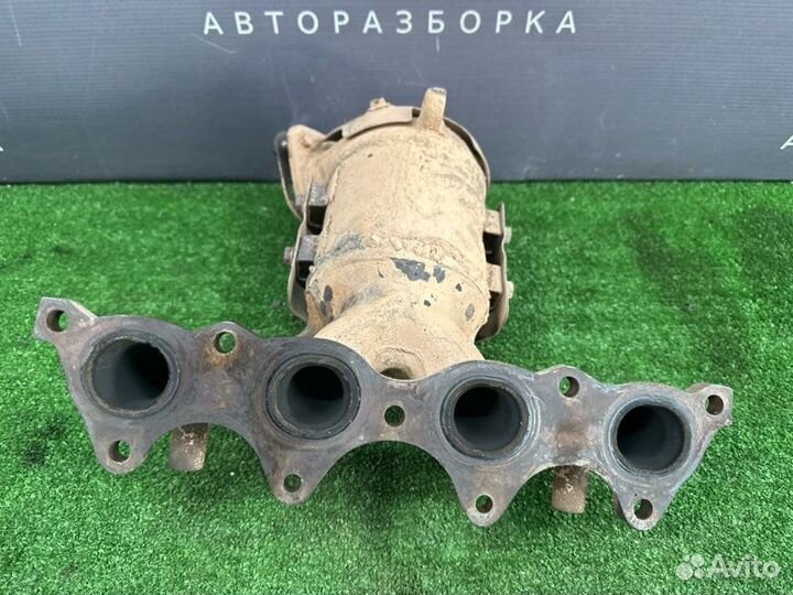 Коллектор выпускной без катализатора (выбит) Kia