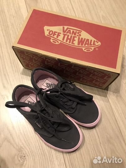 Кроссовки для девочки Vans