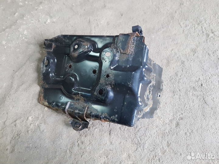 Площадка акб nissan almera n16