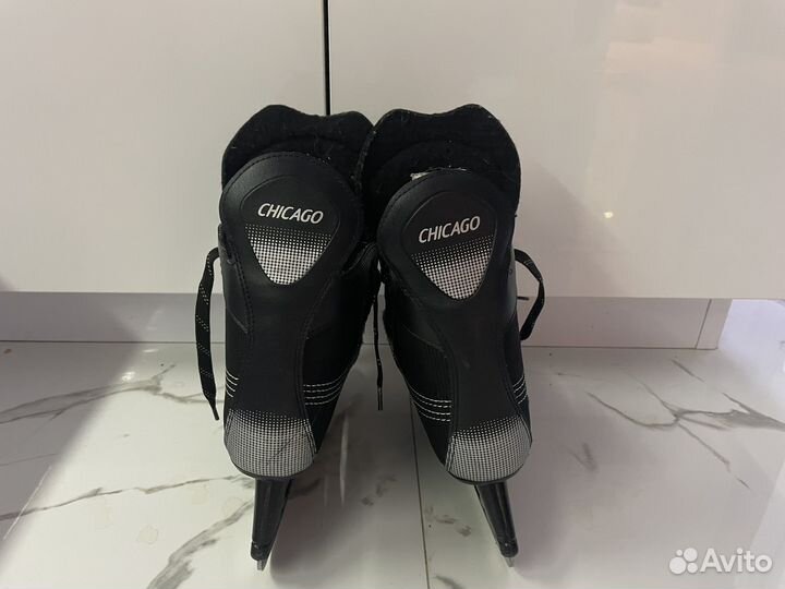 Коньки хоккейные детские 35 размер