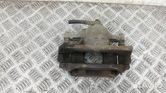 Суппорт тормозной передний левый toyota auris E150