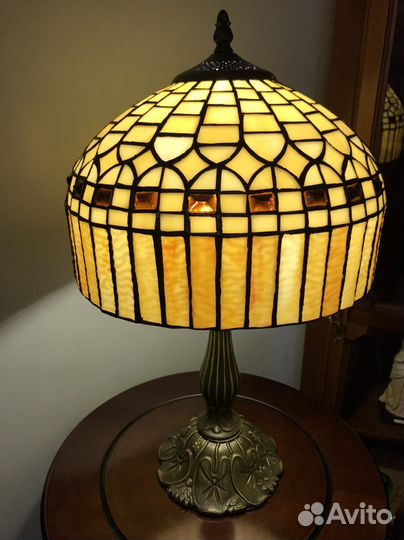 Лампа настольная в стиле Тиффани новая