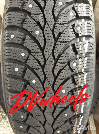 Pirelli Formula Ice 215/50 R17