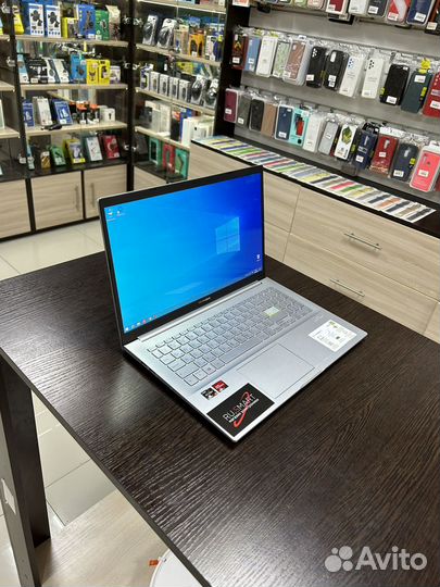Asus Vivobook ryz 5 8/512Gb