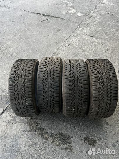 Triangle Snowlink TWT02 235/45 R18