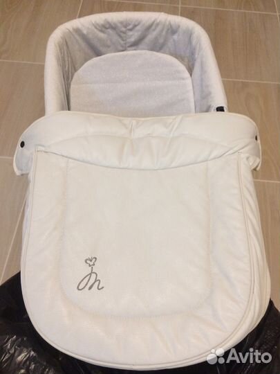 Коляска roan marita prestige экокожа белая 2 в 1
