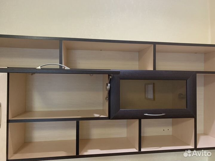 Полка настенная навесная