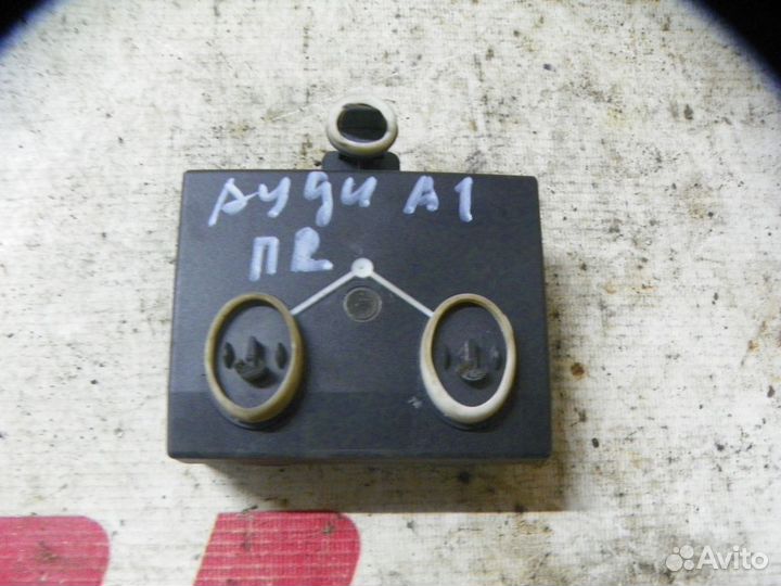 Блок комфорта Audi A1