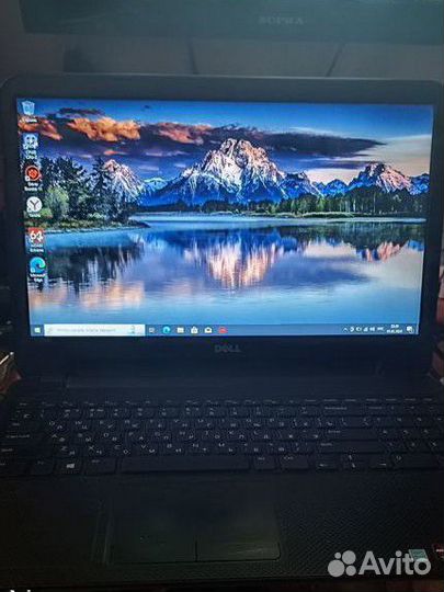 Ноутбук Dell 3521