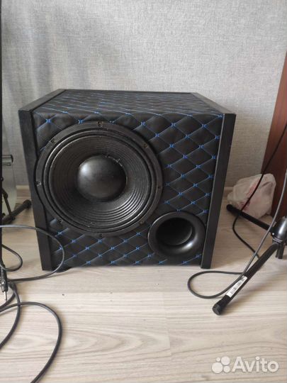 Короб для сабвуфера 12 на трубе