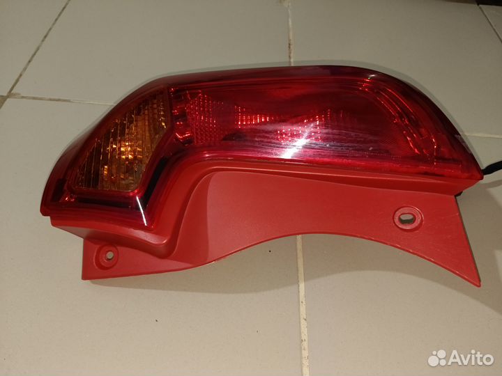 Фара задняя правая Kia Picanto II