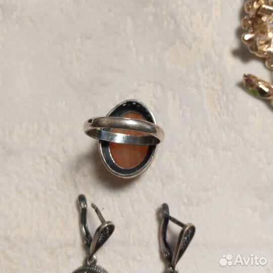 Серьги и кольцо