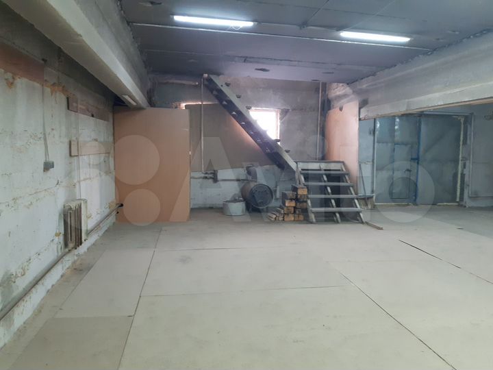 Производство, 300 м²