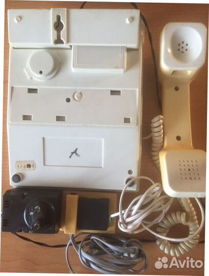 Цифровой беспроводный телефон Panasonic