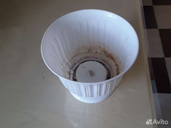 Кашпо горшок для цветов