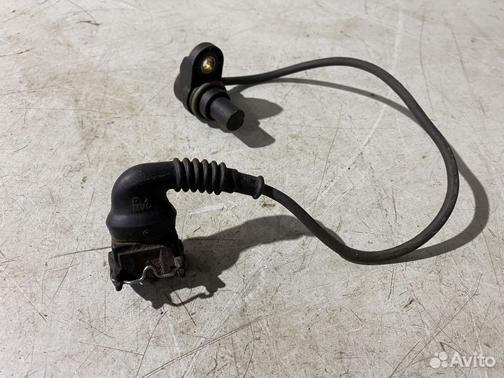 Датчик распредвала BMW 7 series E38 M62