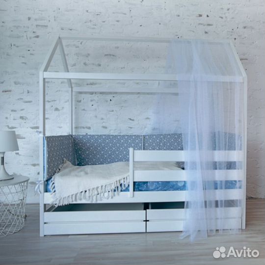 Детская кровать крепкая