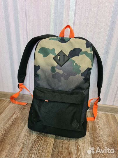 Рюкзак школьный