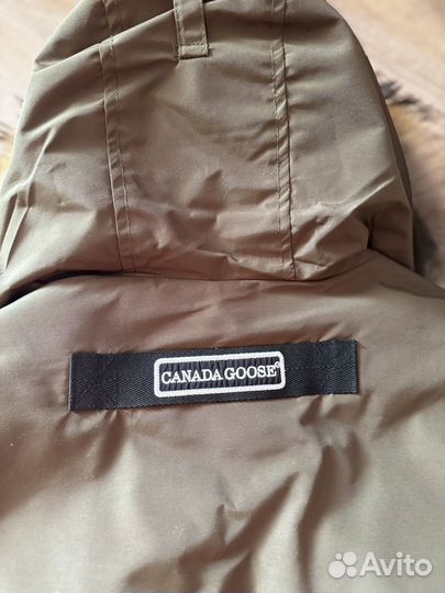 Зимняя куртка canada goose