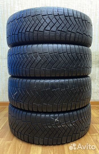 Pirelli Ice Zero FR 215/65 R17