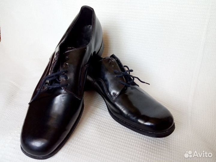 Туфли черные лакированные. СССР. Новые. 41 размер