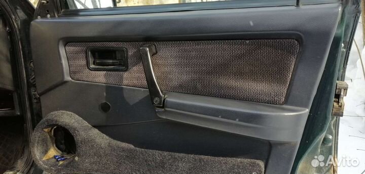 Дверные карты (обшивка дверей) ваз 21099