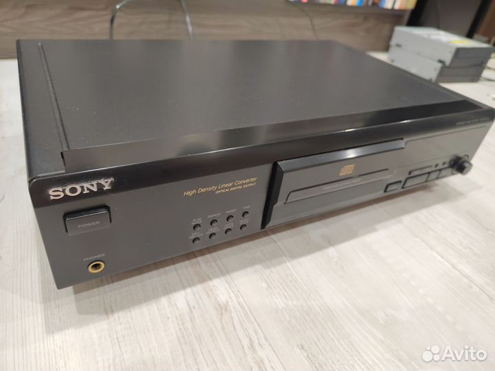 Sony cdp xe 700