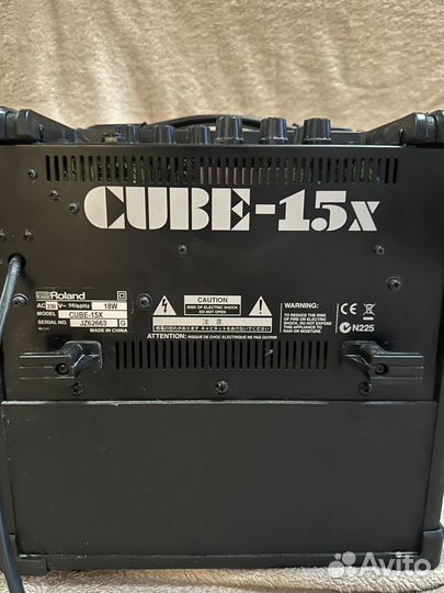 Гитарный комбоусилитель Roland cube 15x
