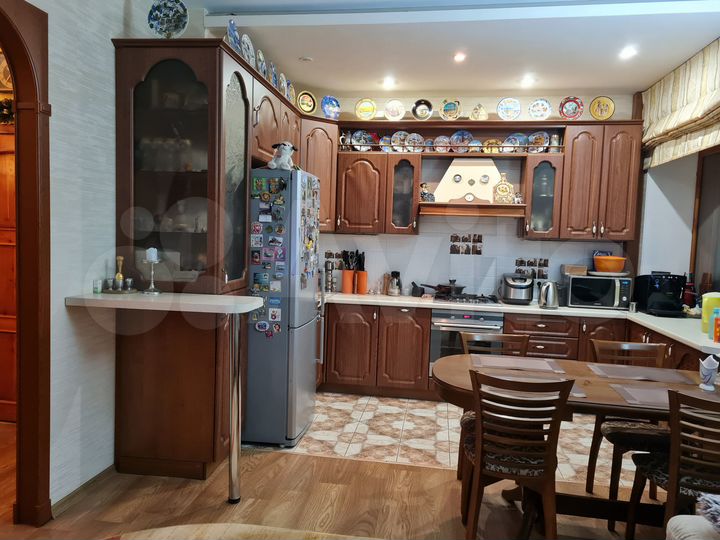 3-к. квартира, 75 м², 3/3 эт.